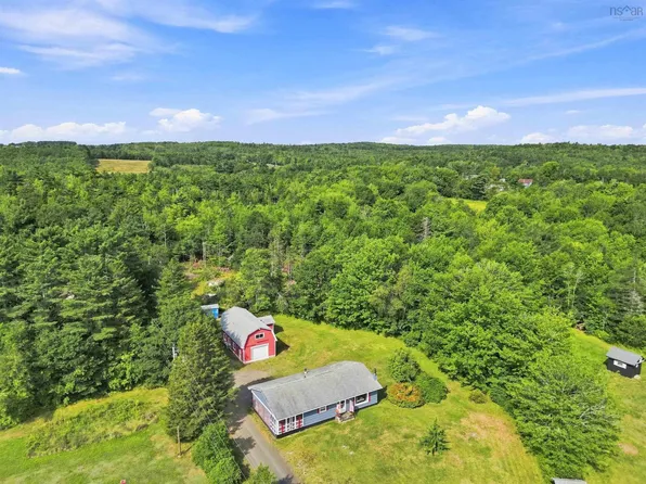 1662 Highway 331, Pleasantville, NS B0R 1G0