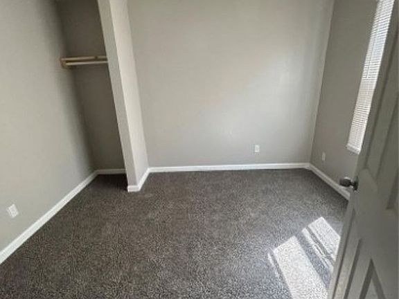 4th image of 6 Baldwin Ln