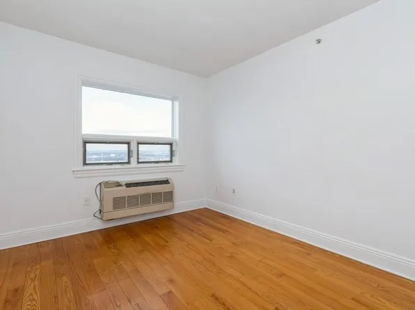 809-815 22nd Street image 10 of 18