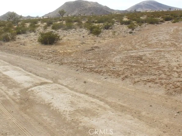 0 Power Line Rd #11, Palmdale, CA 93551