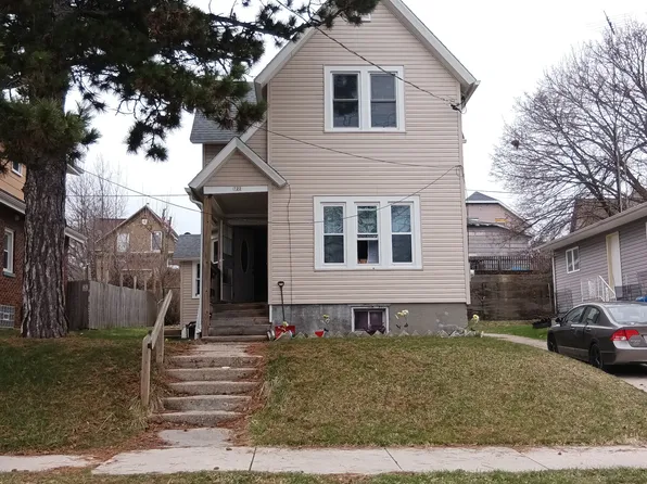 722 S 22nd St, Manitowoc, WI 54220