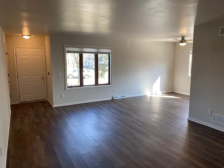 Madison Townhomes — Photo 16