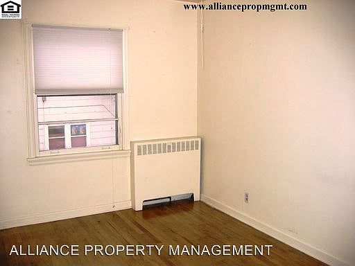2nd image of 516 W Babcock St