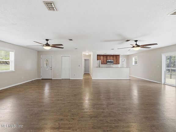 3rd image of 7013 ELFO Road
