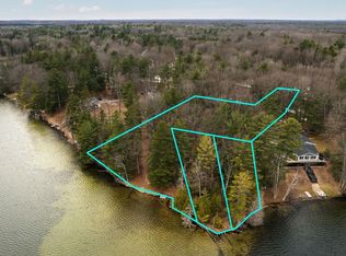 10513 Wildwood Rd, Interlochen, MI 49643