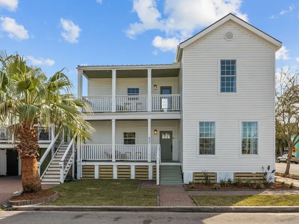 827 Winnie St, Galveston, TX 77550