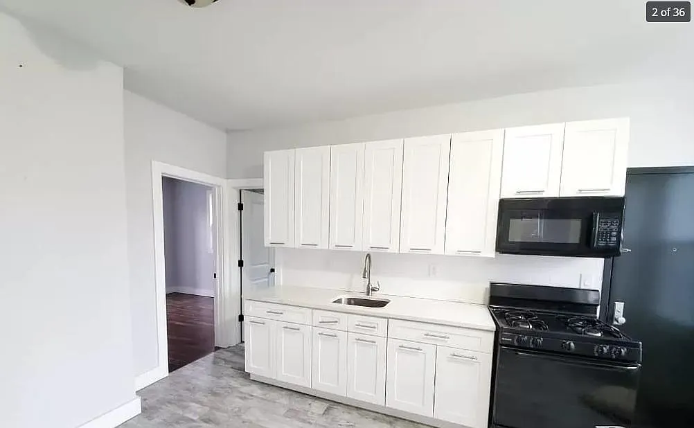 3 bed, $2,100 — Photo 2