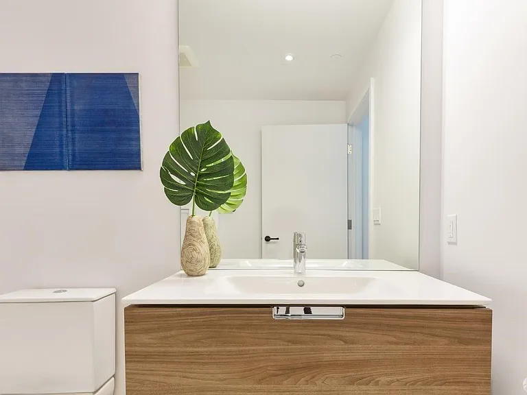 311 Grove St #3 — Photo 16