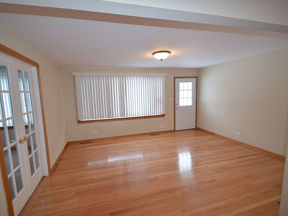 8805-w-93rd-pl-hickory-hills-il-60457-zillow