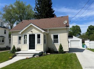 60 Elizabeth St, Hamburg, NY 14075