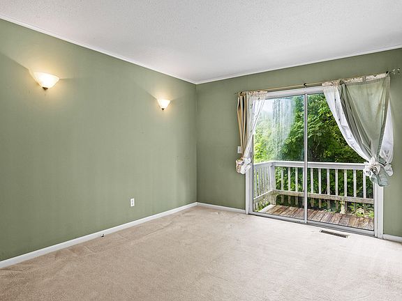 4th image of 3409 Lockwood Cir