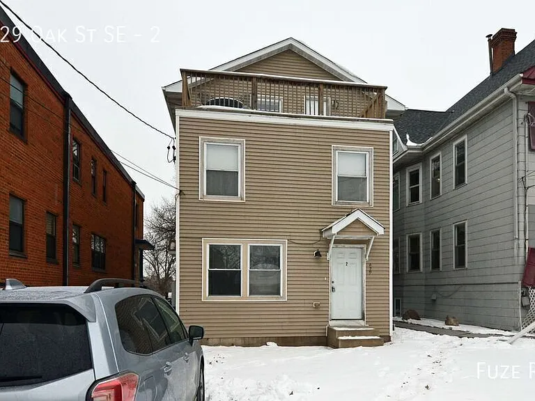 629 Oak St SE #2 — Photo 21
