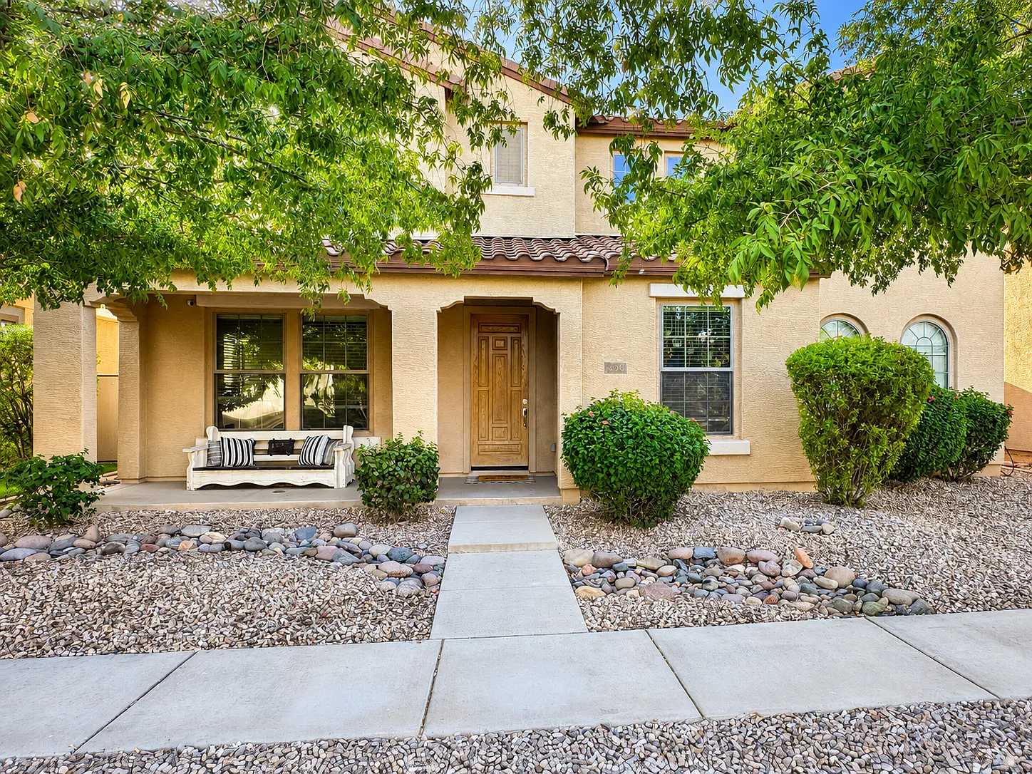 4 bed, 3.5 bath, 3102 sqft, $3,200 — Photo 1