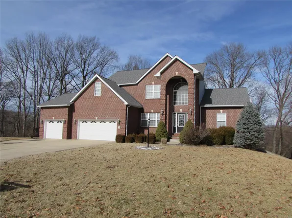26 Seasons Ridge Ct, Maryville, IL 62062