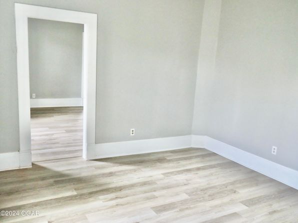 1230 W 9th St, Joplin, MO 64801