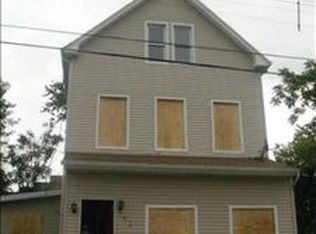 392 21st St, Irvington, NJ 07111