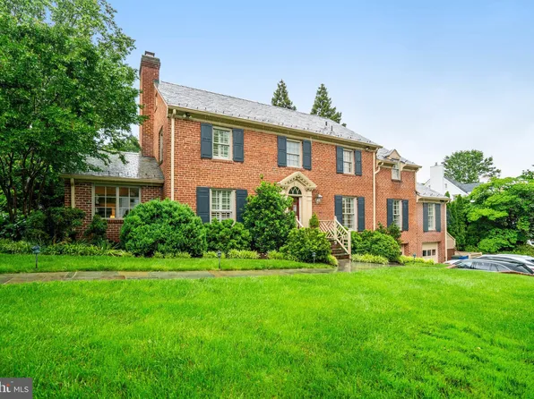 4629 32nd Rd N, Arlington, VA 22207