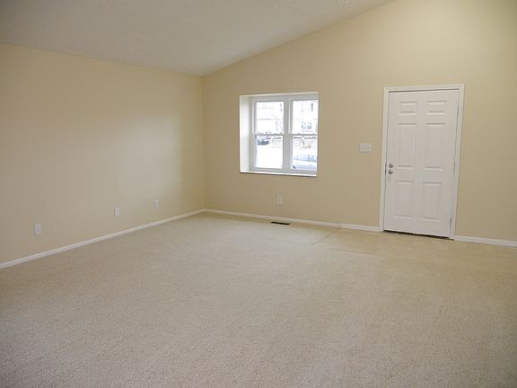 2nd image of 3847 Maidens Larne Dr