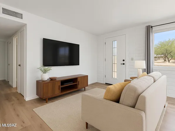 7361 E Desert Aire Dr, Tucson, AZ 85730