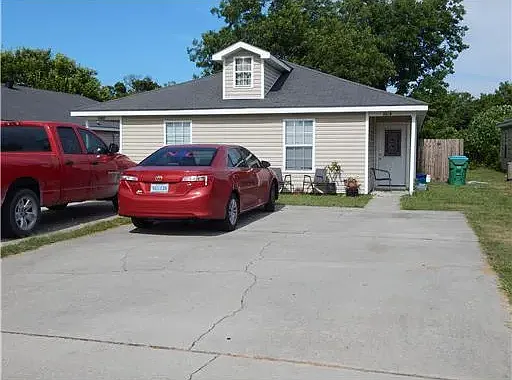 2018 33rd Ave