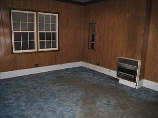 3rd image of 154 Cottage Ave