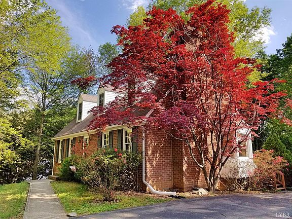 2nd image of 113 Moultire Pl