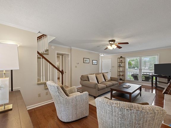 4th image of 104 Wigon Cir