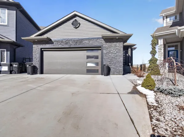 25 Sapphire Cv, Strathcona County, AB T8H 1Z8