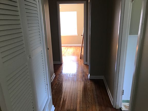 3rd image of 1534 Bridge Ave