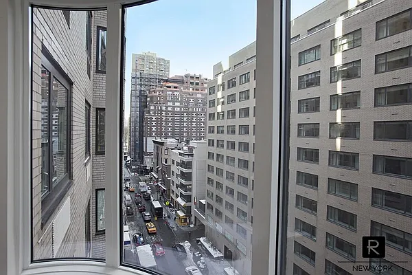 Rented by R New York | media 42