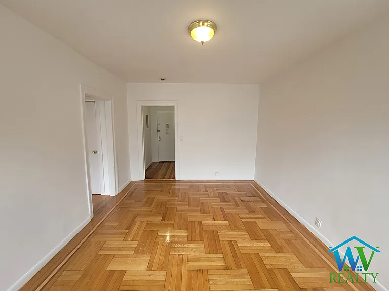 3230 Steuben Ave #A3 — Photo 3