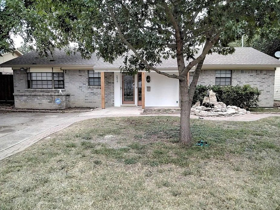 1st image of 2317 Meadow Dale