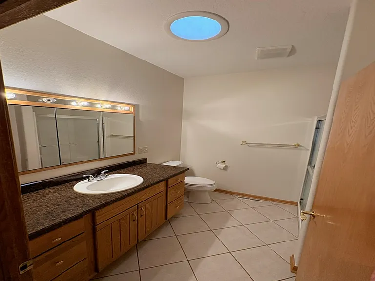924 Elmridge Dr — Photo 11