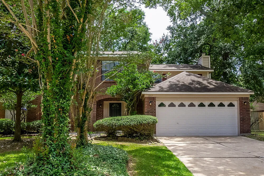 4 bed, 2.5 bath, 2152 sqft, $2,395 — Photo 1