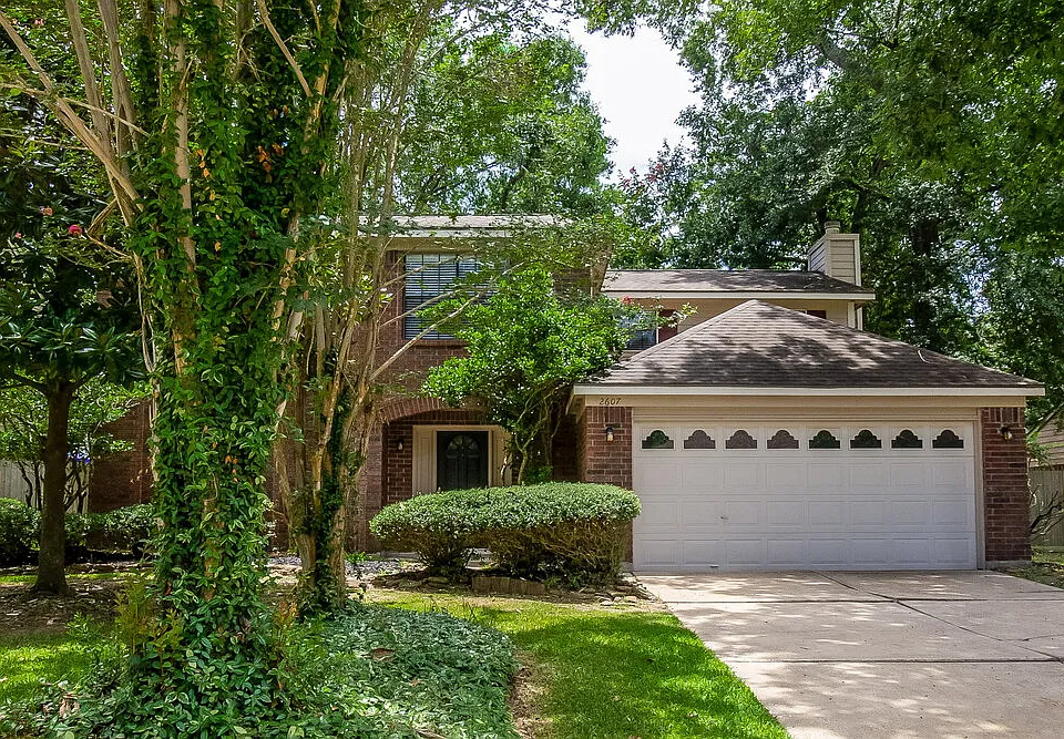 2607 Hidden Garden Dr