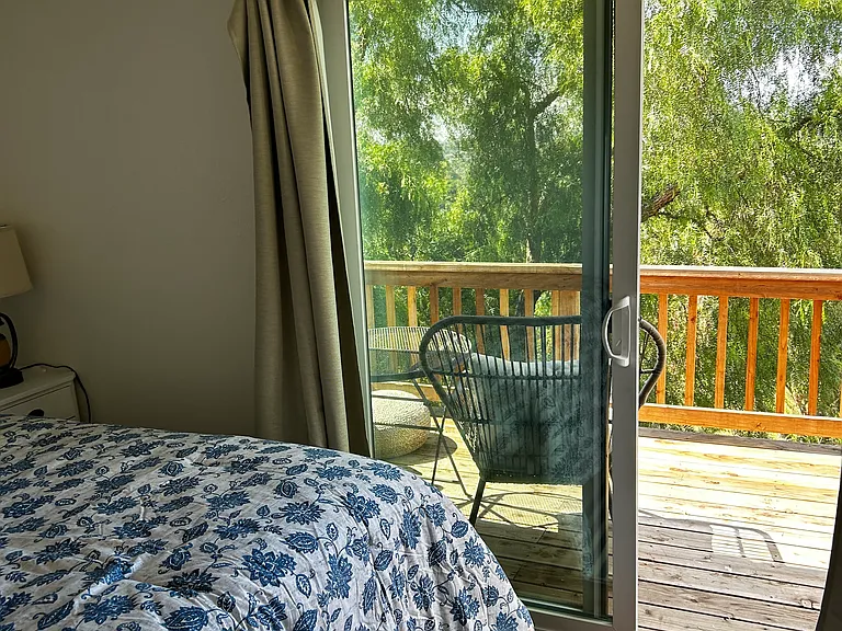 1104 Riverview Dr #3 — Photo 10