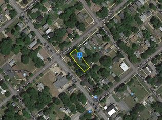 1306 NE Perry Ave, Peoria, IL 61603