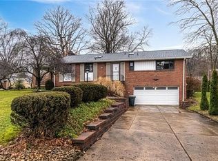 2806 Rollins Dr, Allison Park, PA 15101