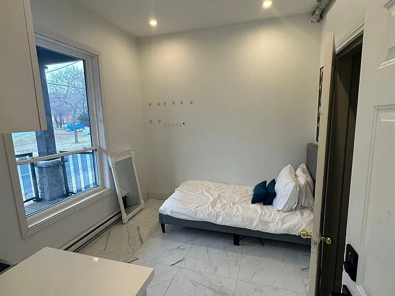 66 Wellington St S #100 — Photo 6