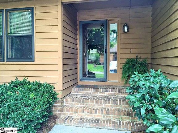 3rd image of 104 Sunningdale Ct #A