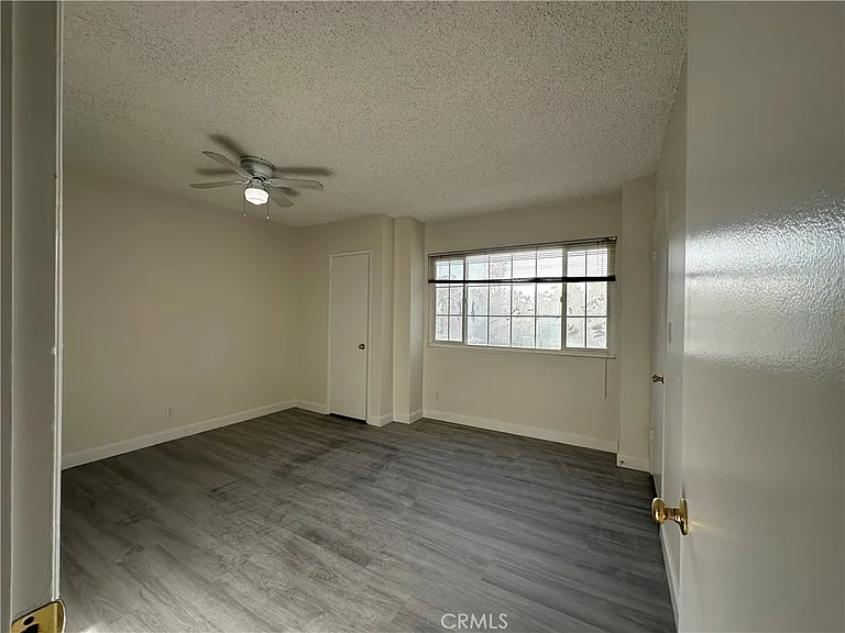 656 Lemar Park Dr #D — Photo 17