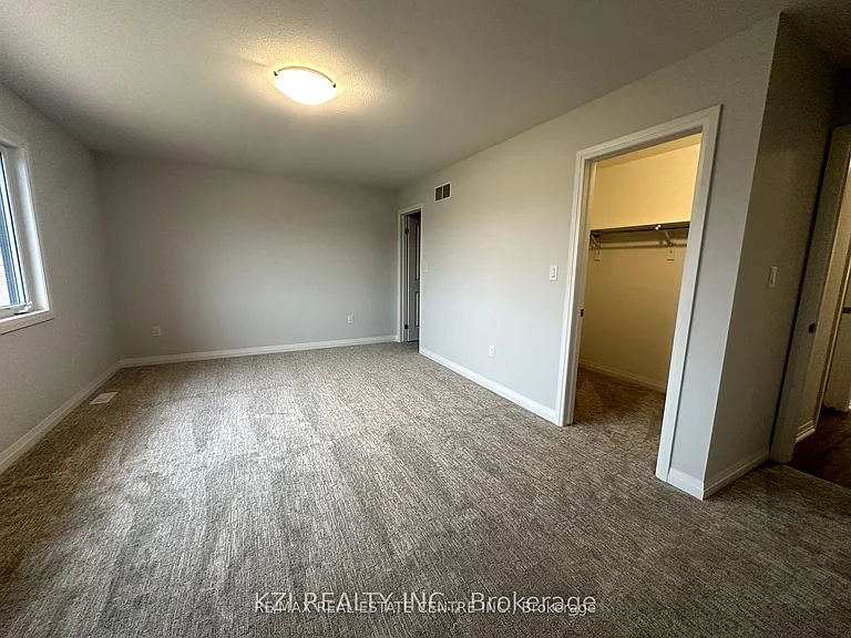 27 Samuel Ave — Photo 7