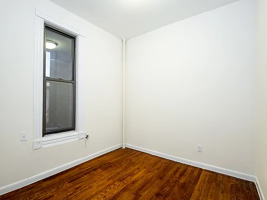 Rented by City Connections Realty | media 16