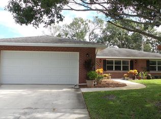 2716 Robin St, Fort Pierce, FL 34982