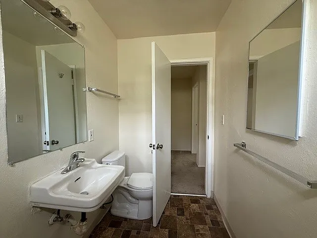 2144 30th St #2 — Photo 12