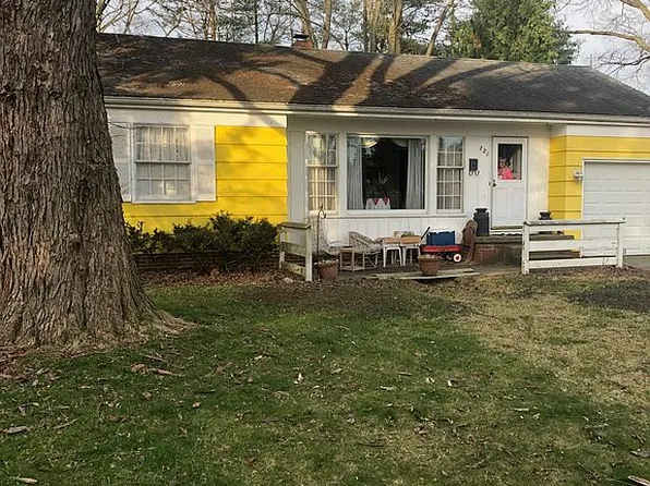 721 Colwell St, Maumee, OH 43537