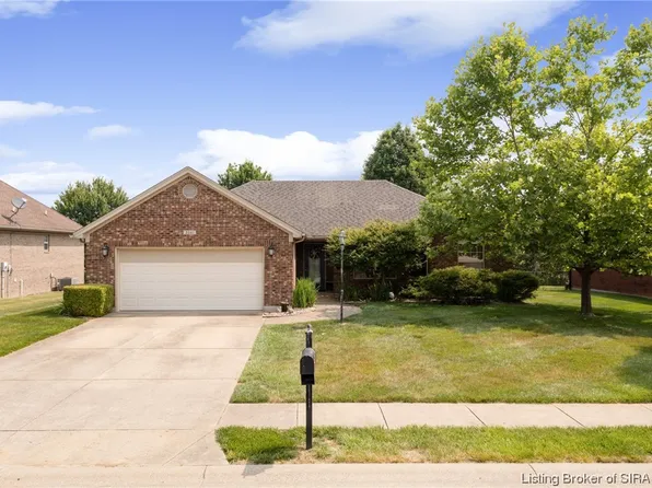 3241 Rosemont Drive, Jeffersonville, IN 47130