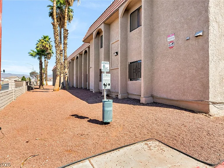 4300 N Lamont St #200 — Photo 24