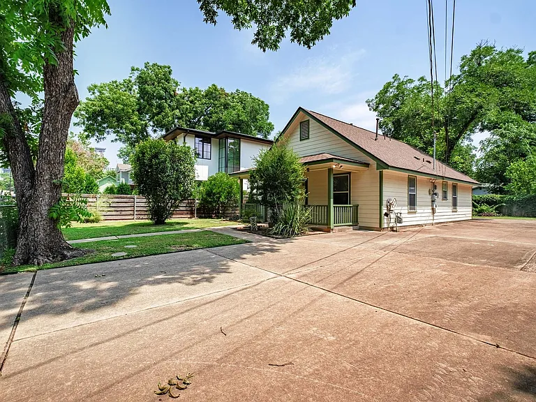 1502 Garden St — Photo 23