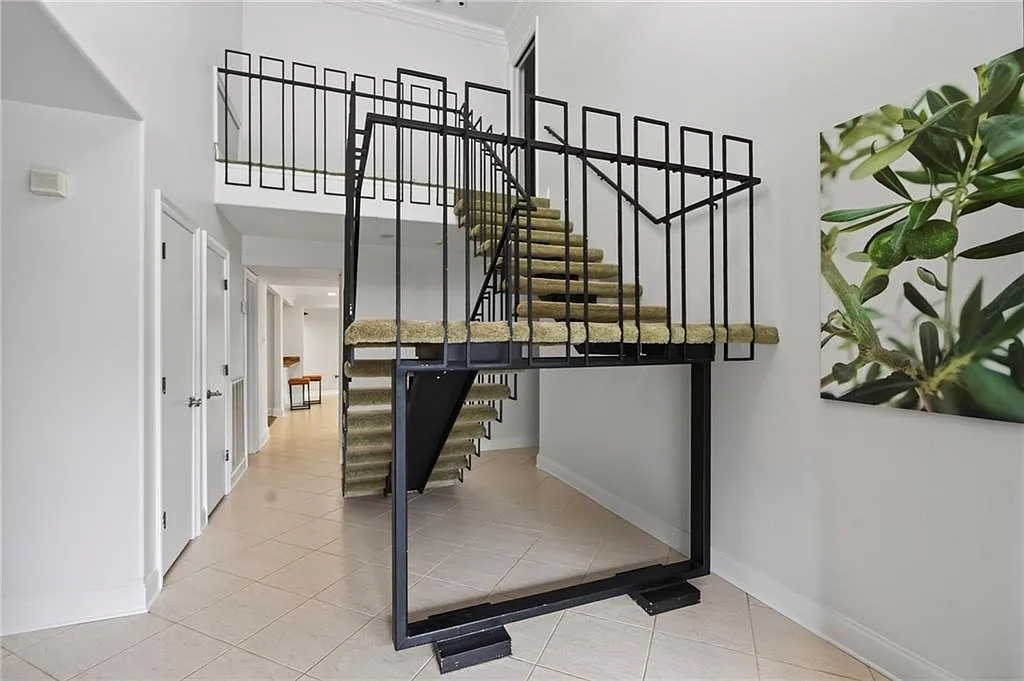 4 bed, 5.0 bath, 3200 sqft, $4,500 — Photo 4